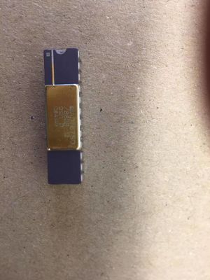 AD767SD/883B DAC 1-CH Direção de corrente de 12 bits e tubo SBCDIP de 24 pines